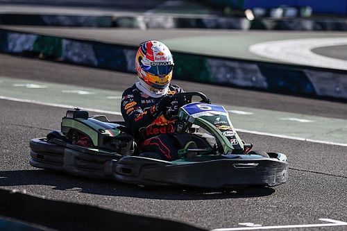 Duelo de karts entre Sergio P&eacute;rez, Verstappen y M&aacute;rquez en Motegi
