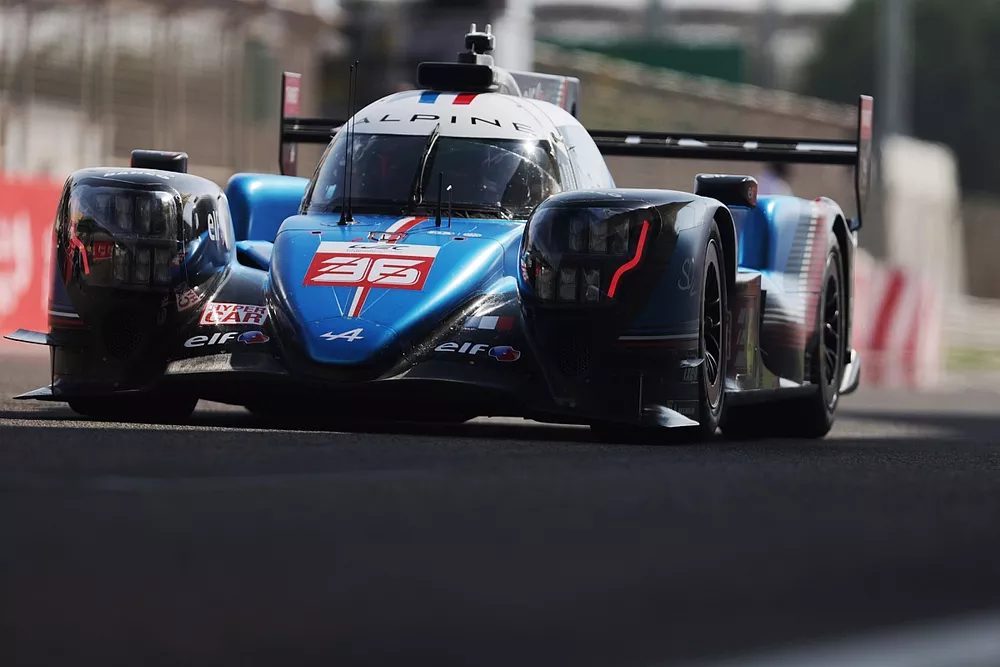 #36 Alpine Elf Team Alpine A480 - Gibson LMP1: Andr&eacute; Negr&atilde;o, Nicolas Lapierre, Matthieu Vaxiviere