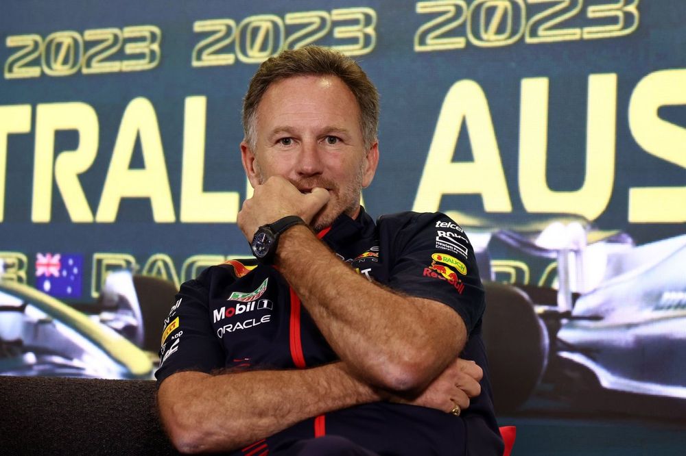 Christian Horner, director de equipo de Red Bull Racing, en la rueda de prensa de los directores de equipo