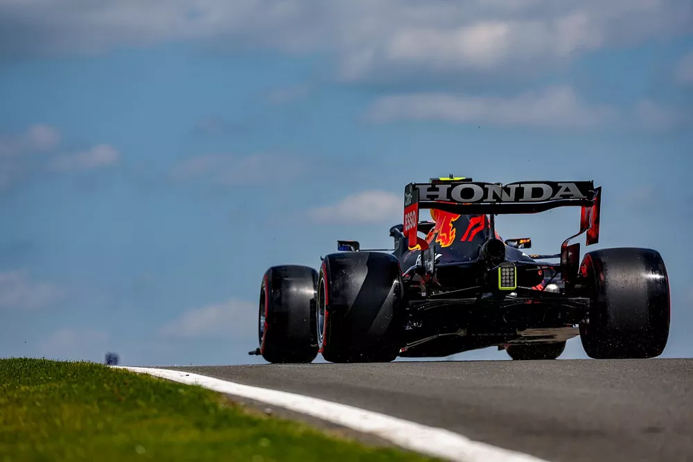 Sergio Perez, Red Bull Racing RB16B