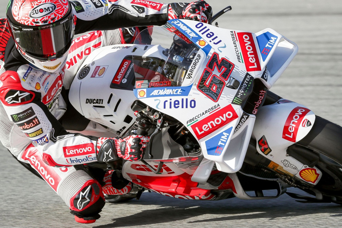 バニャイア サイン入りニースライダー PECCO BAGNAIA MotoGP