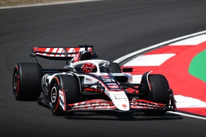 esteban-ocon-haas-f1-team.jpg