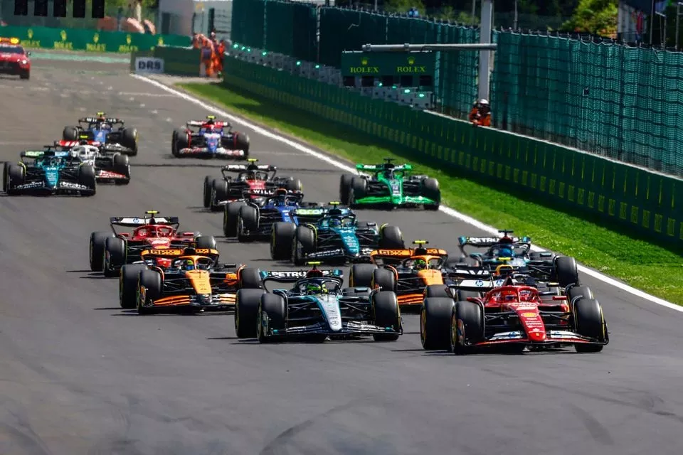 Charles Leclerc, Ferrari SF-24, Lewis Hamilton, Mercedes F1 W15, Lando Norris, McLaren MCL38, George Russell, Mercedes F1 W15