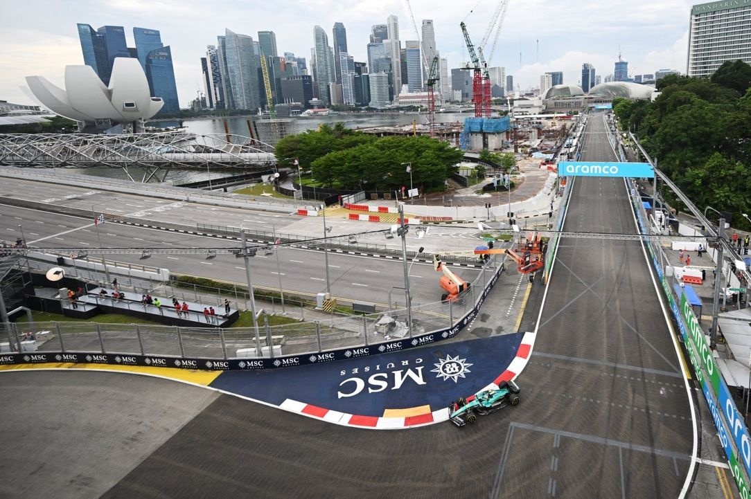 Alonso tops FP1 from Leclerc, Albon sidelined by brake fire
