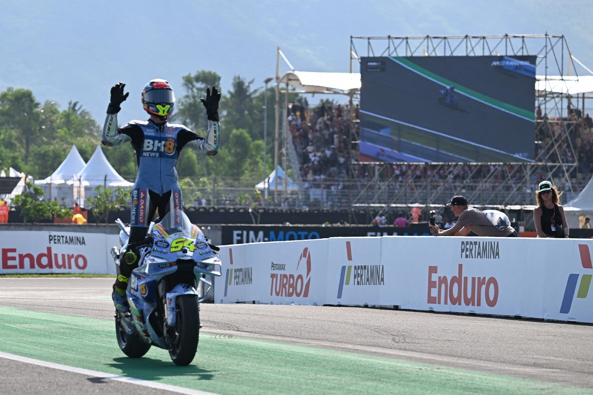 El rookie Aldeguer se lleva en Indonesia su primera victoria en MotoGP 
