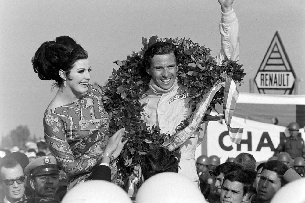 Podio: ganador Jim Clark, Team Lotus
