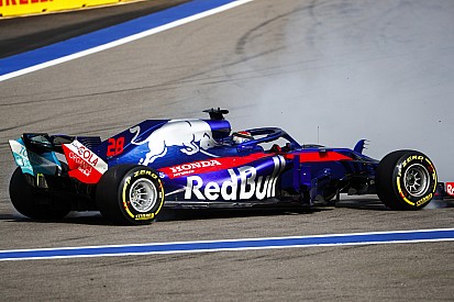 Toro Rosso yarış dışı kalmalarının sebebini açıkladı