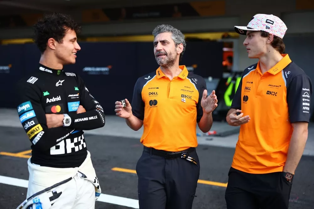 Lando Norris, McLaren, Oscar Piastri, McLaren, Andrea Stella, McLaren
