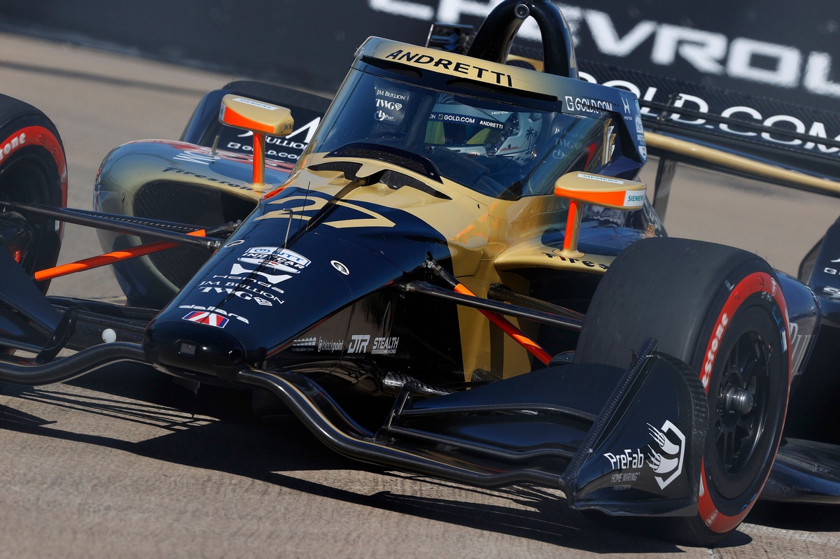 Kyle Kirkwood beats Palou to win Arlington GP and take IndyCar points lead