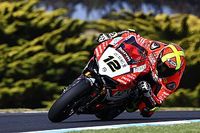 Forés se impone en la primera jornada de test del WorldSBK en Phillip Island