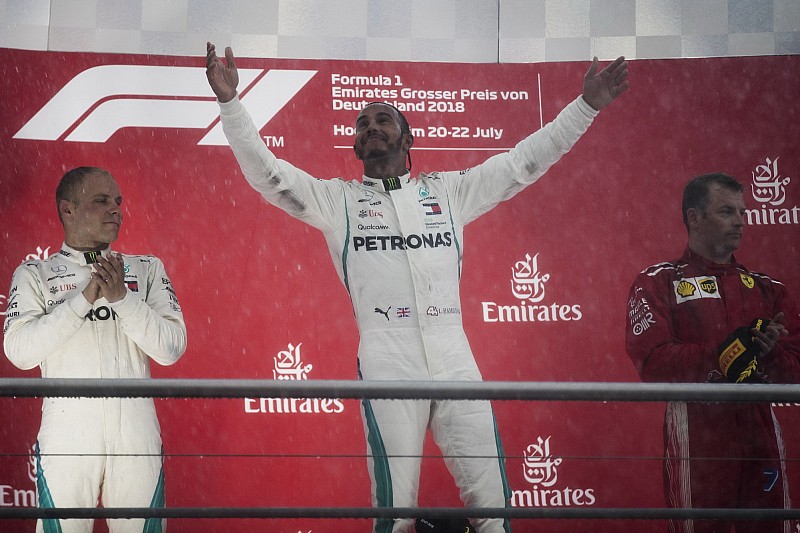 A Mercedes félt, hogy megbüntetik Hamiltont