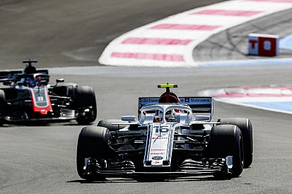 «Ми тричі втрачали через них очки». У Sauber поскаржилися на численні інциденти з гонщиками Haas