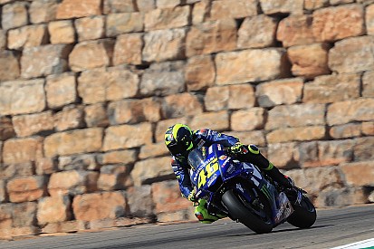 Rossi: Yamaha precisa de "milagre" para evitar ano sem vitória
