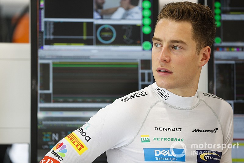 Vandoorne se pone de ejemplo a Magnussen para reconducir su carrera en F1