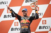 Binder se queda afuera y gana bajo la lluvia en el GP de Austria