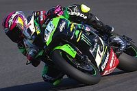 Ana Carrasco prueba la Kawasaki de Jonathan Rea en Jerez