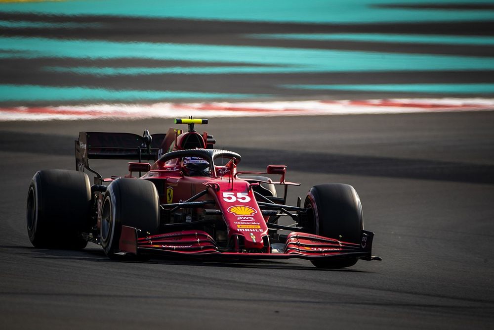 Carlos Sainz Jr., Ferrari SF21