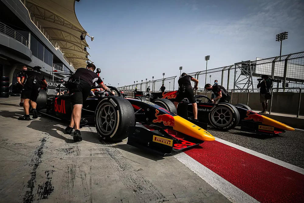 Liam Lawson, Hitech GP