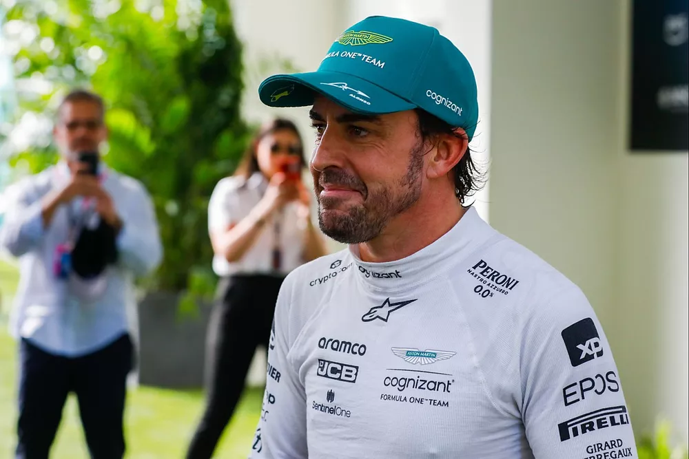 Fernando Alonso, Aston Martin F1 Team 