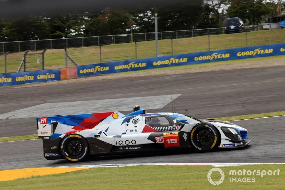 #15 BMW M Team WRT BMW M Hybrid V8: Dries Vanthoor, Raffaele Marciello, Marco Wittmann