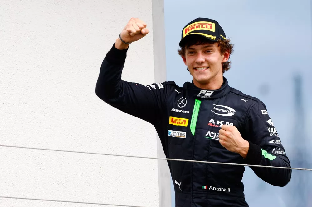 Andrea Kimi Antonelli (ITA, Prema Racing), 1st position, celebrates the win on the podium