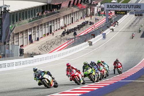 MotoE: Líder, Zaccone vence a corrida 1 em Portugal; Granado é 2º e decisão do título fica para a corrida final