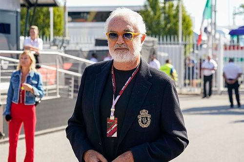 Briatore: Es incre&iacute;ble c&oacute;mo Ferrari puede estropear cada carrera
