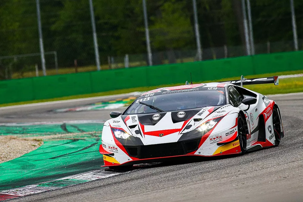 	
#88 LP Racing, Lamborghini Hurac&aacute;n GT3 Evo: Pietro Perolini, Jonathan Cecotto  