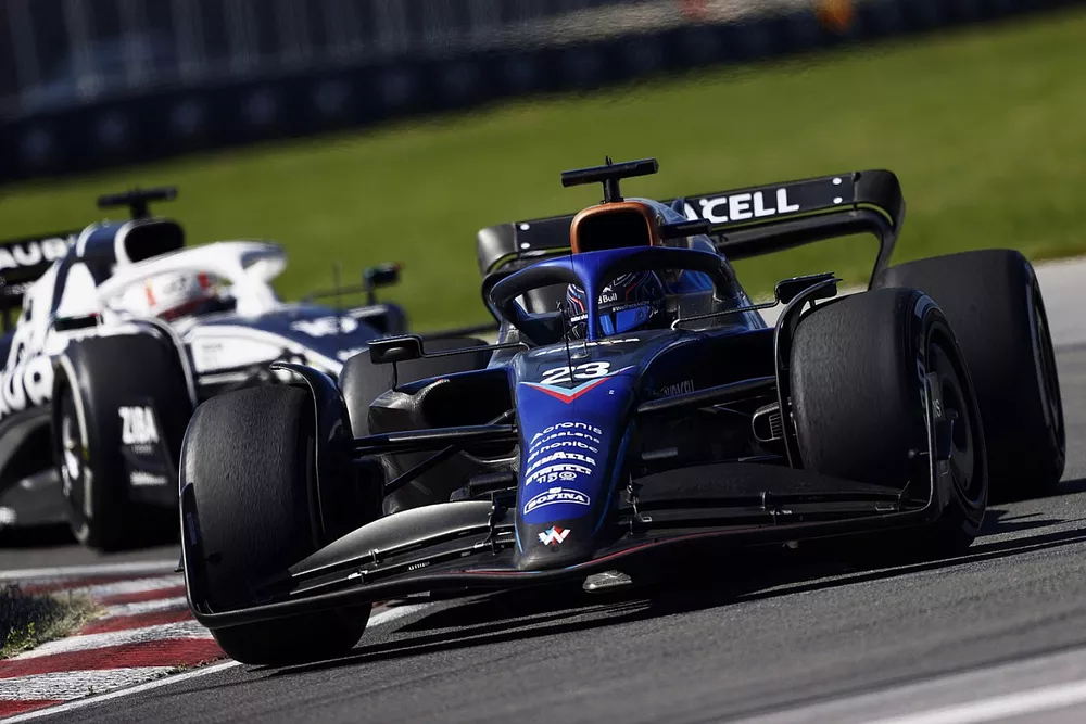 Alex Albon, Williams FW44, Pierre Gasly, AlphaTauri AT03