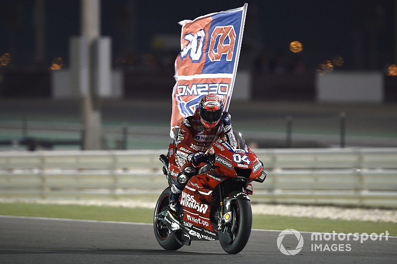 MotoGPカタールGP決勝レポート:マルケスとのバトルを制し、ドヴィツィオーゾが初戦優勝! 中上貴晶は9位シングルフィニッシュ