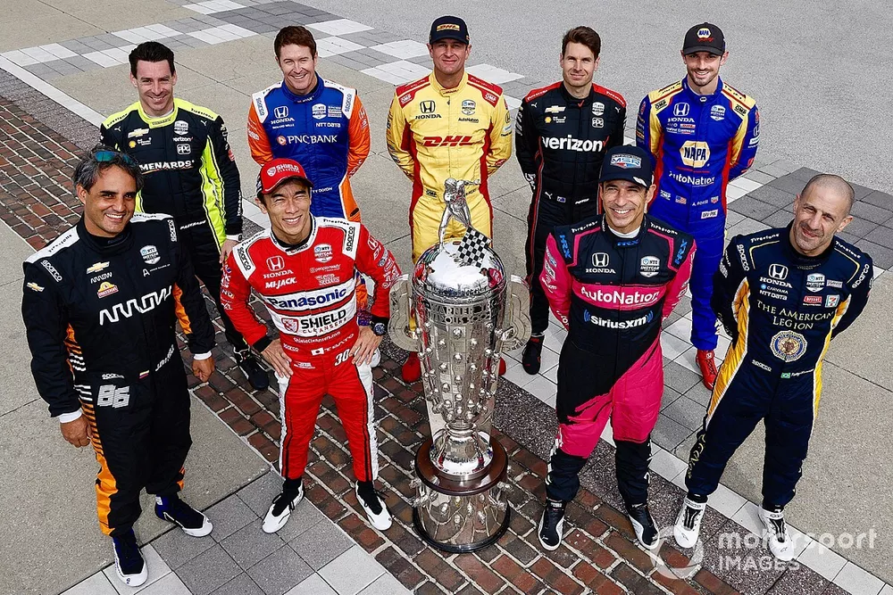 Negen Indy 500-winnaars: Simon Pagenaud, Scott Dixon, Ryan Hunter-Reay, Will Power, Alexander RossiJuan Pablo Montoya, Takuma Sato, Helio Castroneves, Tony Kanaan