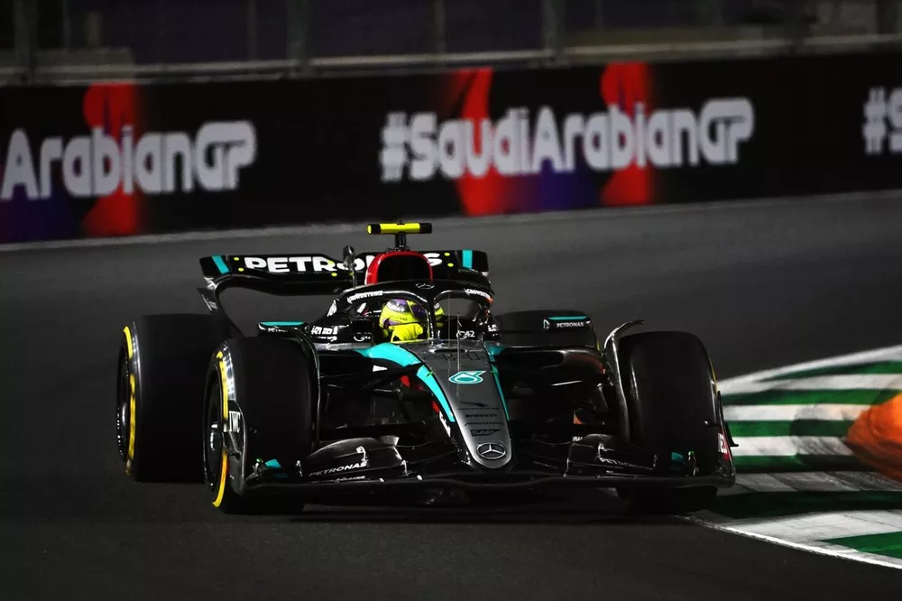 Lewis Hamilton, Mercedes F1 W15