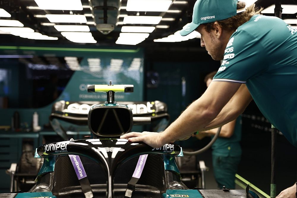 Fernando Alonso, Aston Martin F1 Team 