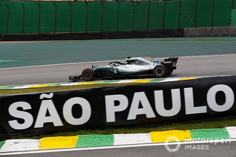 Bottas se lleva la segunda práctica en Brasil