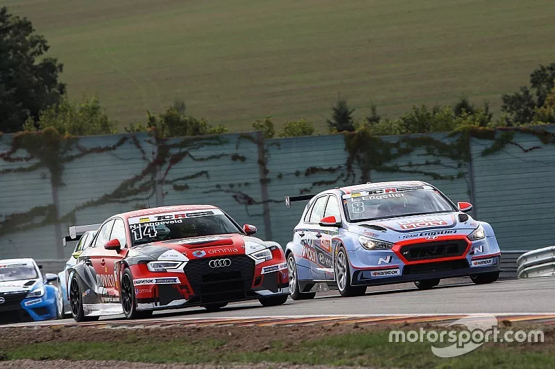 Niels Langeveld, Racing One, Audi RS 3 LMS TCR, e Luca Engstler, Team Engstler, Hyundai i30 N TCR