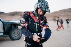 Tosha se queja al Dakar: "Parece que solo Sanders tiene el privilegio"