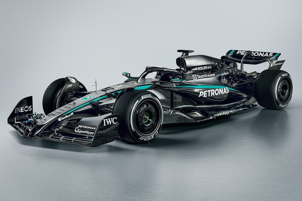 Mercedes F1 W16