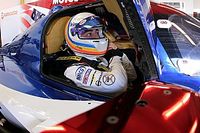  Jimmie Johnson pregunt&oacute; "&iquest;qu&eacute; hace Alonso aqu&iacute;?"