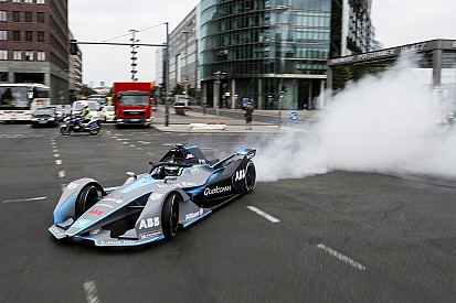 Nico Rosberg debütálása a Formula E-ben