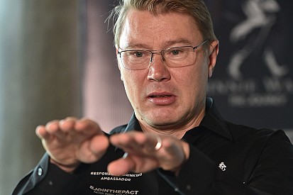 Hakkinen: Verstappen kendini geliştirmeye devam etmeli