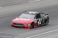 Kurt Busch se queda con la pole  en Texas