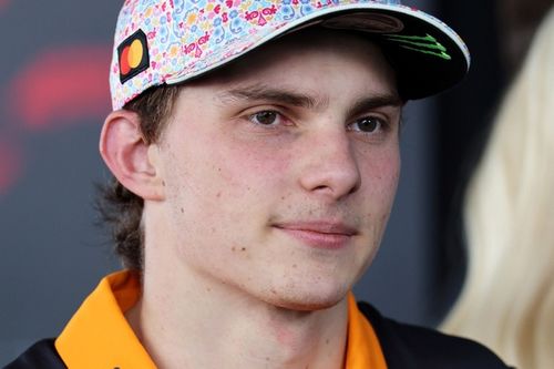 F1 - Piastri responde Jos Verstappen: "Estou à vontade para me defender"