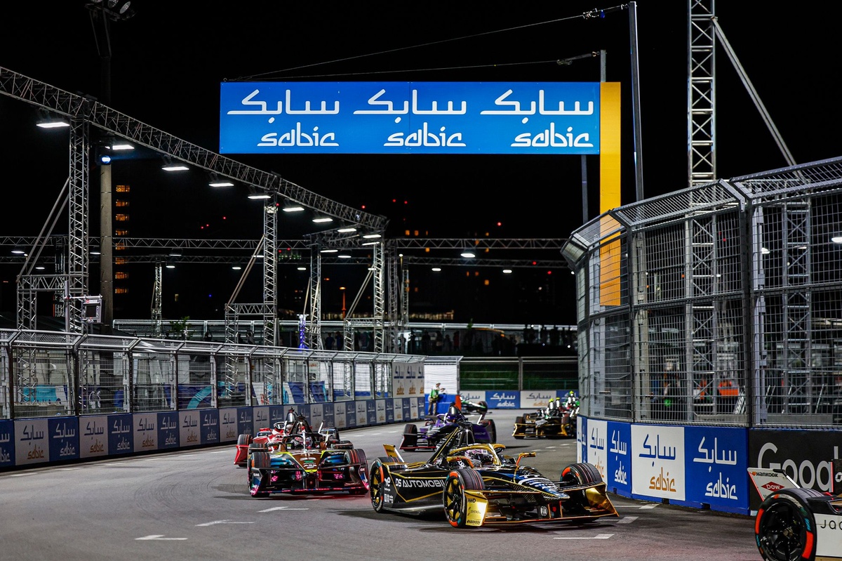 FE | A Tokyo emerge il potenziale di DS Penske chiudendo di nuovo in zona punti