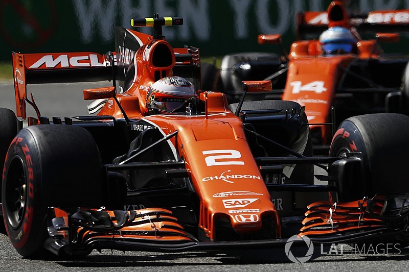 Honda muda estratégia e mira uma única evolução para 2017