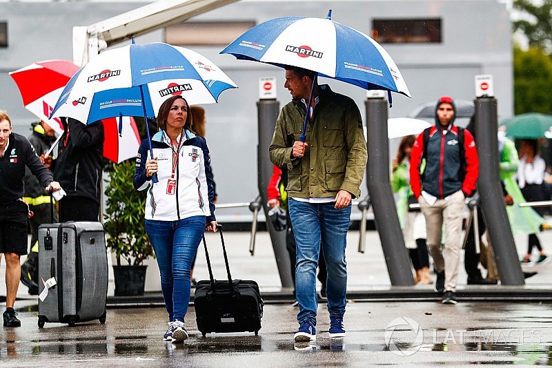 Szingapúr előtt nem várható versenyzőcsere a Williams és a Force India körül
