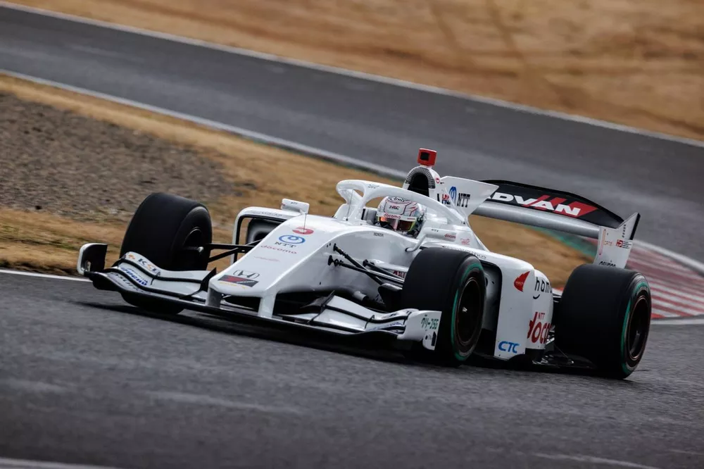 Tadasuke Makino, DOCOMO TEAM DANDELION RACING