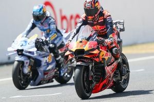 イタリアGP初日最速のビニャーレス、KTMマシンの真髄掴んだ？　「正確に乗ればロケットのように速い」