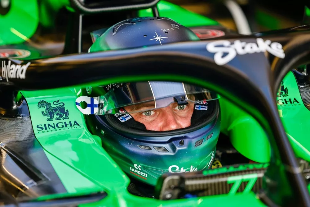 Valtteri Bottas, Stake F1 Team KICK Sauber, in the cockpit 