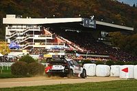 Rovanpera odjeżdża rywalom, dobre tempo Polak&oacute;w