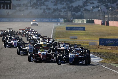 Призеру Formula European Masters подарят гонку в DTM